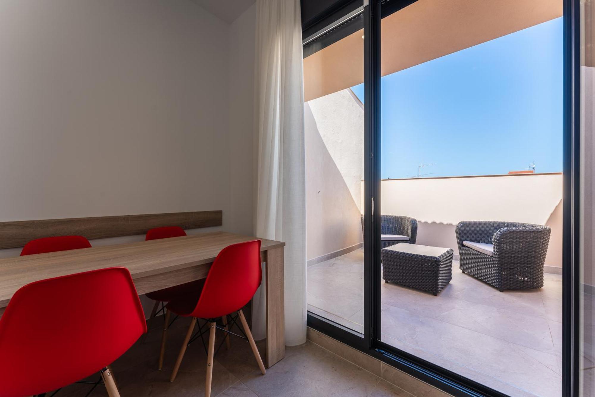 Cmdreams Platinium- Apartamentos Turisticos En El Centro De Merida Exterior photo