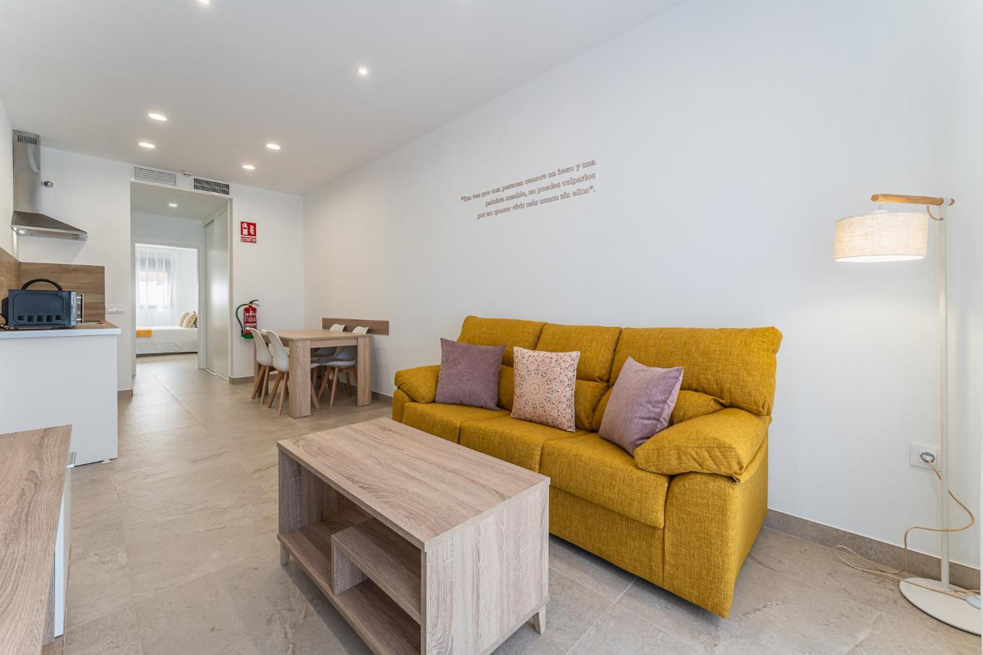 Cmdreams Platinium- Apartamentos Turisticos En El Centro De Merida Exterior photo